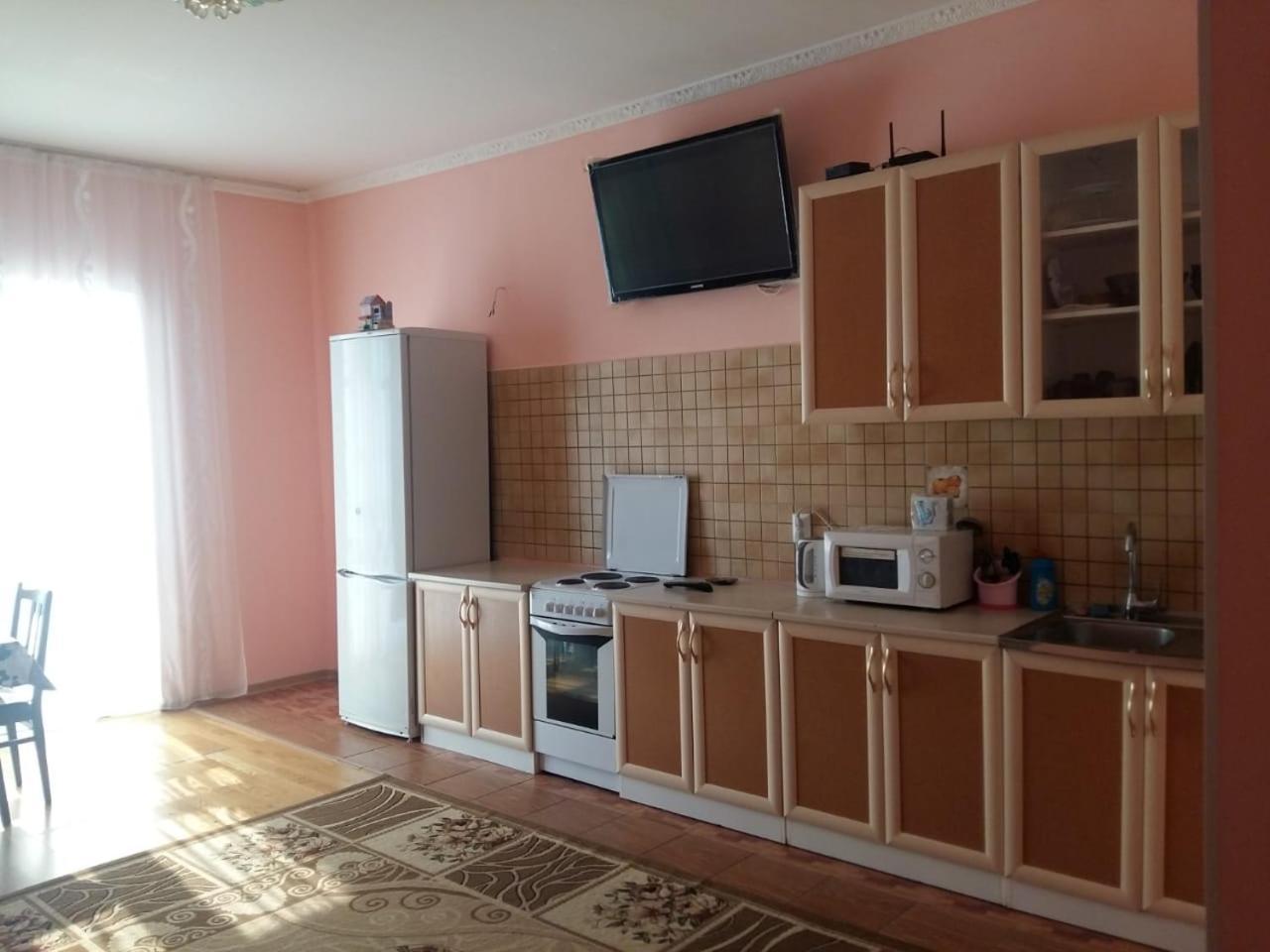 Апартаменты На Набережной С Панорамным Видом На 39 Этаже Astana Zimmer foto